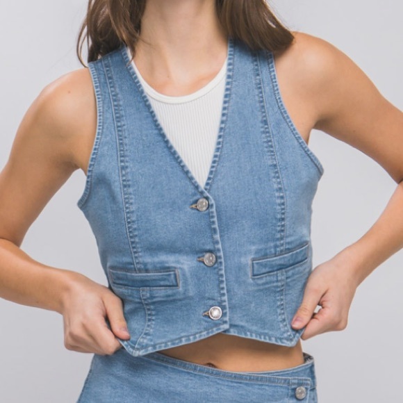44 Fabulous jeans Buttoned Vest Top Jacket - Picture 6 of 6